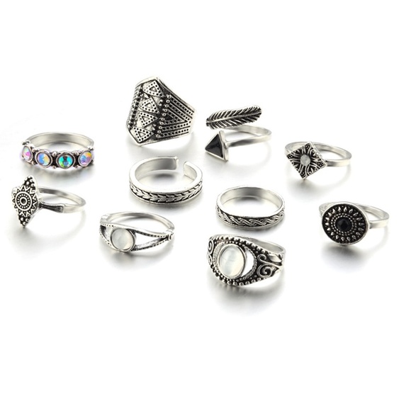 **DOMITILLE* 10-Pc Silver Arrow Fashion Ring Set - Picture 5 of 9
